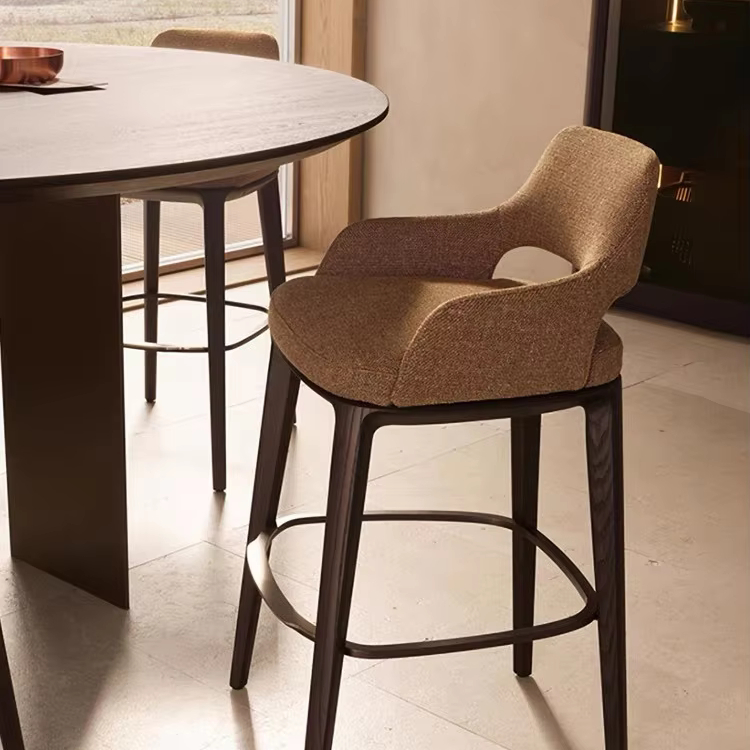 Commercial Kitchen Design - Elegancki, stylowy i wygodny stołek barowy,