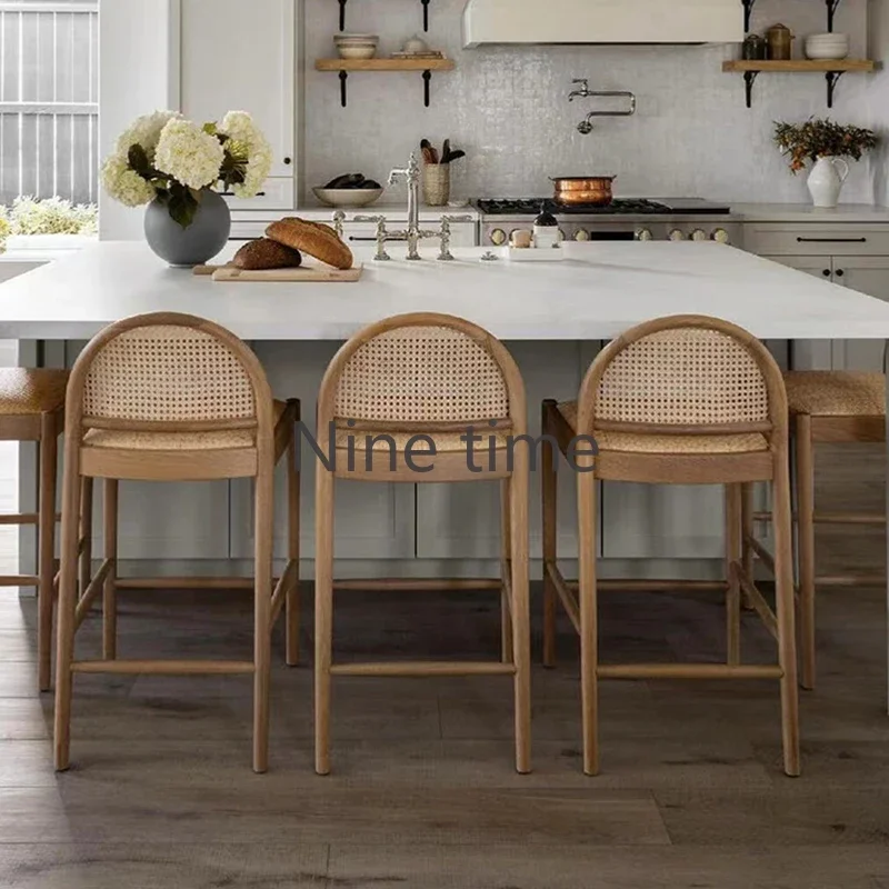 Commercial Kitchen Design - Krzesło barowe z litego drewna i