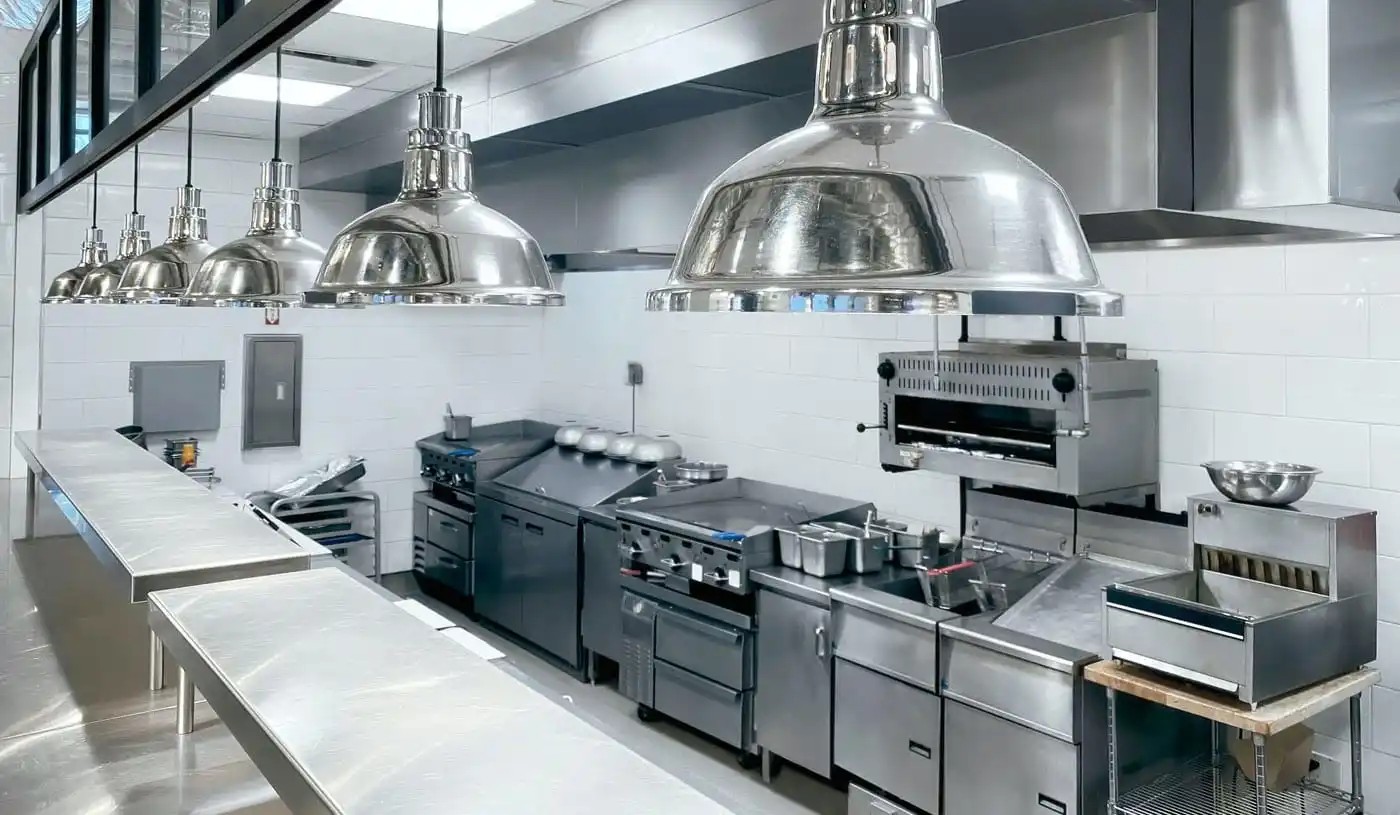 Sprzęt do kuchni komercyjnej R – Commercial Kitchen Projects recenzja i cena
